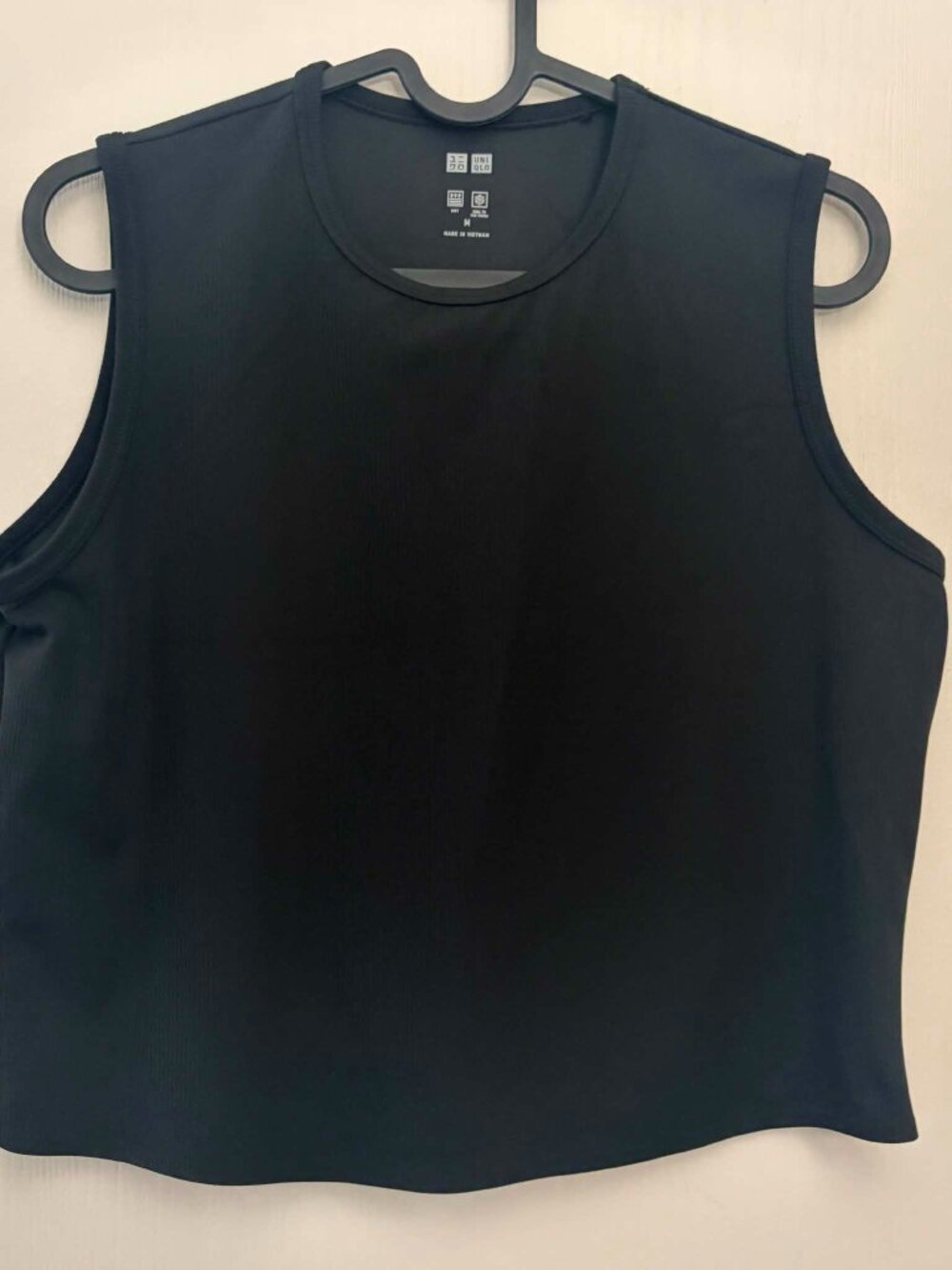 Uniqlo AIRism Ribbed Cropped Tank Tops 3-Pack M NWOT White Black Blue - Picture 2 of 11